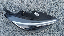 Laden Sie das Bild in den Galerie-Viewer, Frontscheinwerfer Opel Crossland X 13467968 462161423 Rechts Headlight SCH4056675358rl