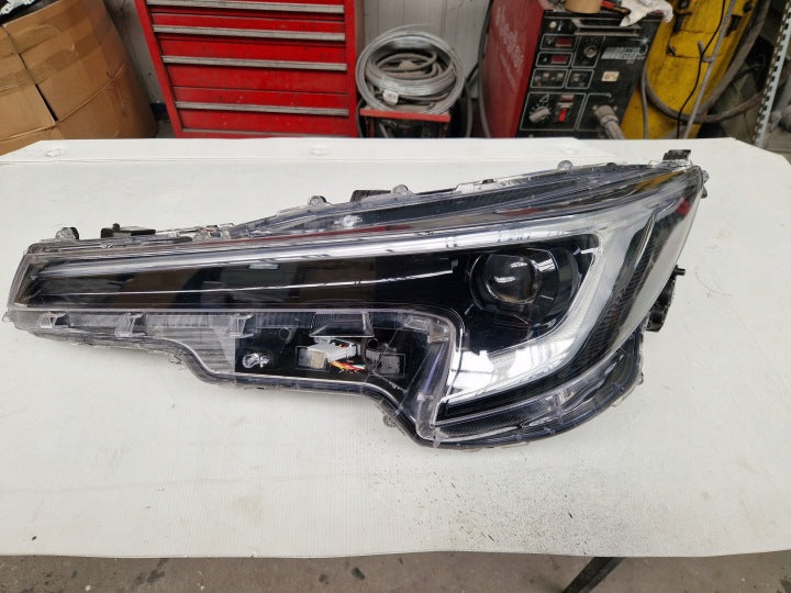 Frontscheinwerfer Toyota Corolla 81150-02X10 Links Scheinwerfer Headlight SCH4058277325uu