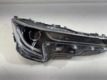 Load image into Gallery viewer, Frontscheinwerfer Toyota Corolla 81110-02S70 LED Rechts Scheinwerfer Headlight SCH4060507077jm