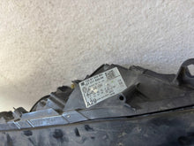 Laden Sie das Bild in den Galerie-Viewer, Frontscheinwerfer Opel Corsa E 13381344RH Rechts Scheinwerfer Headlight SCH4068033967fx