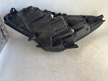 Laden Sie das Bild in den Galerie-Viewer, Frontscheinwerfer Opel Corsa E 13381344RH Rechts Scheinwerfer Headlight SCH4068033967fx
