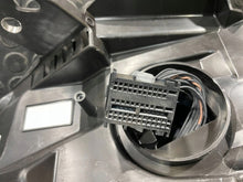 Load image into Gallery viewer, Frontscheinwerfer Peugeot 308 III 9874213880 LED Rechts Scheinwerfer Headlight SCH4068603393xp