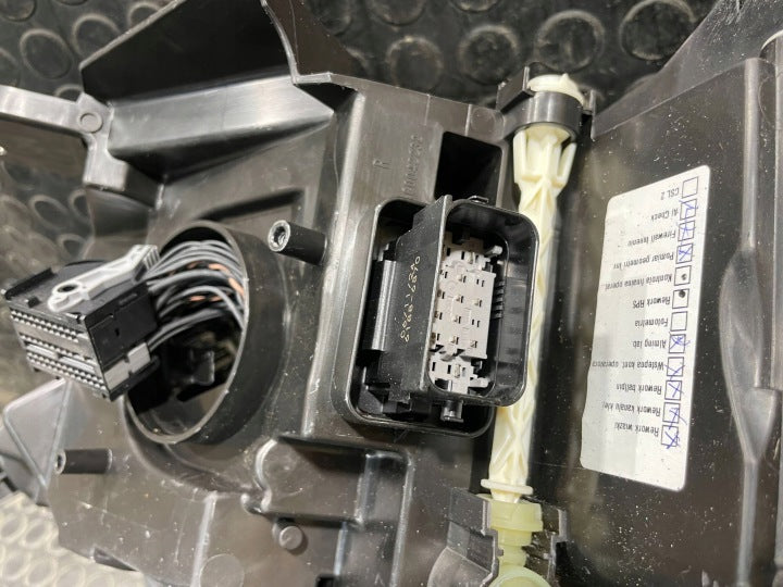 Frontscheinwerfer Peugeot 308 III 9874213880 LED Rechts Scheinwerfer Headlight SCH4068603393xp