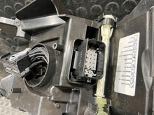 Load image into Gallery viewer, Frontscheinwerfer Peugeot 308 III 9874213880 LED Rechts Scheinwerfer Headlight SCH4068603393xp