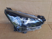 Laden Sie das Bild in den Galerie-Viewer, Frontscheinwerfer Mazda 2 D43N-51030 LED Rechts Scheinwerfer Headlight SCH4075482692za
