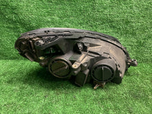 Laden Sie das Bild in den Galerie-Viewer, Frontscheinwerfer Mercedes-Benz W204 A2049065103 Links Scheinwerfer Headlight SCH4078932444tt