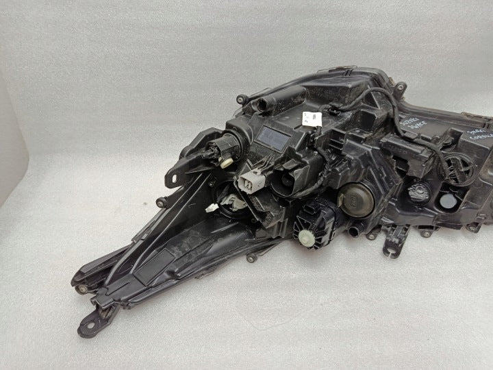 Frontscheinwerfer Toyota Corolla 81110-02S70 LED Rechts Scheinwerfer Headlight SCH4079650717uc