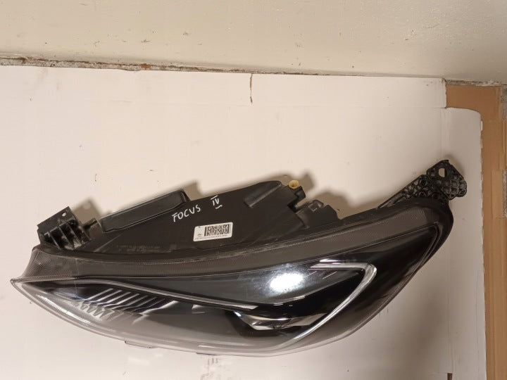 Frontscheinwerfer Ford Focus IV JX7B-13E017-AJ Links Scheinwerfer Headlight SCH4080037096bm