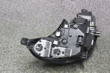 Laden Sie das Bild in den Galerie-Viewer, Frontscheinwerfer Hyundai I30 III 92101G4600 LED Links Scheinwerfer Headlight SCH4080738293ix