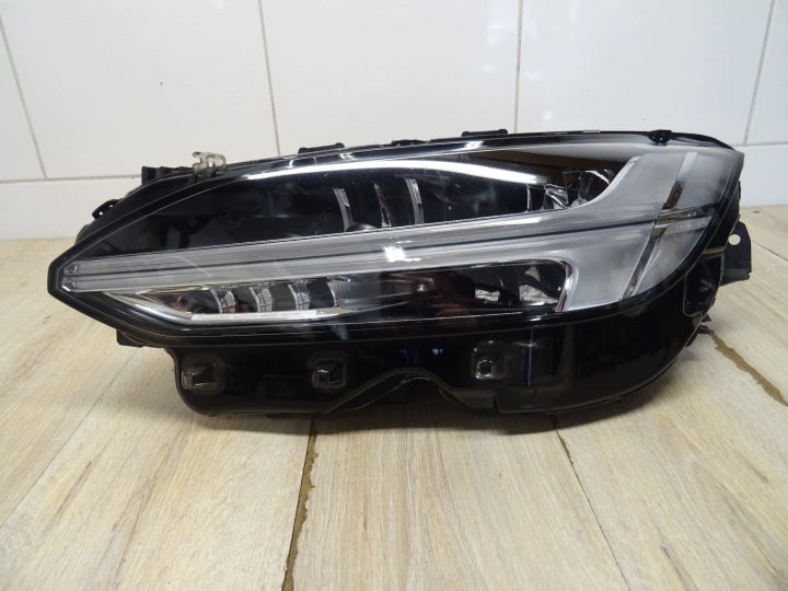 Frontscheinwerfer Volvo V90 Cross Country 32404735 LED Links Headlight SCH4081199045pn