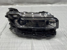 Laden Sie das Bild in den Galerie-Viewer, Frontscheinwerfer Jeep Commander 534938640 Rechts Scheinwerfer Headlight SCH4082988302rv