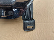 Laden Sie das Bild in den Galerie-Viewer, Frontscheinwerfer Renault Master I 260105567R Rechts Scheinwerfer Headlight SCH4086429762ya