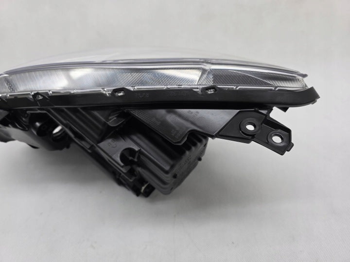 Frontscheinwerfer Suzuki Swift I W2966 Rechts Scheinwerfer Headlight SCH4087289600bu