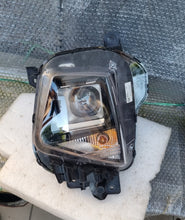 Load image into Gallery viewer, Frontscheinwerfer Hyundai Tucson N792112010 LED Links Scheinwerfer Headlight SCH4103420426ld