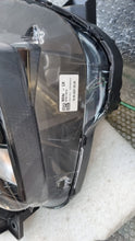 Load image into Gallery viewer, Frontscheinwerfer Hyundai Tucson N792112010 LED Links Scheinwerfer Headlight SCH4103420426ld