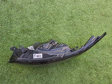 Laden Sie das Bild in den Galerie-Viewer, Frontscheinwerfer Land Rover I Discovery V HY32-13W030-ED Links Headlight SCH4104311171tg