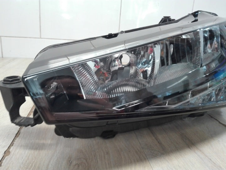 Frontscheinwerfer Skoda Scala 657941015 LED Links Scheinwerfer Headlight SCH4108985472dz