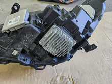 Laden Sie das Bild in den Galerie-Viewer, Frontscheinwerfer Opel Astra 39218026 Rechts Scheinwerfer Headlight SCH4113906037qy