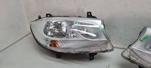 Laden Sie das Bild in den Galerie-Viewer, Frontscheinwerfer Mercedes-Benz Sprinter A9109060000 Ein Satz Headlight SCH4120672893gg