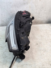 Load image into Gallery viewer, Frontscheinwerfer Audi A4 B9 8W0941034 030111723400 LED Rechts Headlight SCH4123486388bk