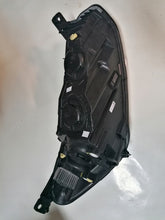 Load image into Gallery viewer, Frontscheinwerfer Ford Focus JX7B-13W030-CE Links Scheinwerfer Headlight SCH4129087228ez