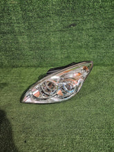 Load image into Gallery viewer, Frontscheinwerfer Hyundai I30 921012R010 Links Scheinwerfer Headlight SCH4130750743zt