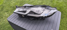 Laden Sie das Bild in den Galerie-Viewer, Frontscheinwerfer Jaguar F-Pace MK8313W030DC Links Scheinwerfer Headlight SCH4137509209rn