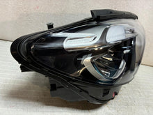 Laden Sie das Bild in den Galerie-Viewer, Frontscheinwerfer Mercedes-Benz W247 A2479065207 LED Rechts Headlight SCH4142535476nr