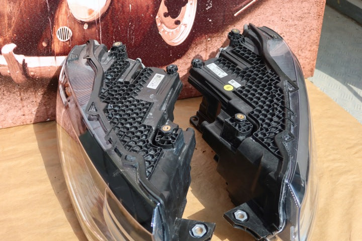 Frontscheinwerfer VW Caddy 2K8941036S Ein Stück (Rechts oder Links) Headlight SCH4150490672bb