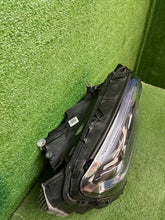 Laden Sie das Bild in den Galerie-Viewer, Frontscheinwerfer Mercedes-Benz Glb X247 A2479060206 LED Rechts Headlight SCH4159423518bn
