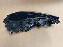 Laden Sie das Bild in den Galerie-Viewer, Frontscheinwerfer Audi A6 C8 4K0941033A LED Links Scheinwerfer Headlight SCH4163982061es