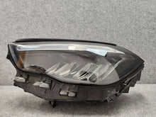 Laden Sie das Bild in den Galerie-Viewer, Frontscheinwerfer Mercedes-Benz Gla H247 A2479063504 Links Headlight SCH4168833328yx