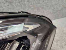 Laden Sie das Bild in den Galerie-Viewer, Frontscheinwerfer Mercedes-Benz Gla H247 A2479063504 Links Headlight SCH4168833328yx