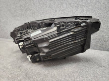 Laden Sie das Bild in den Galerie-Viewer, Frontscheinwerfer Mercedes-Benz Gla H247 A2479063504 Links Headlight SCH4168833328yx