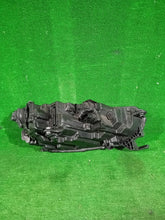 Laden Sie das Bild in den Galerie-Viewer, Frontscheinwerfer Skoda Octavia IV 5E4941015 Links Scheinwerfer Headlight SCH4171319250hm