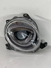 Laden Sie das Bild in den Galerie-Viewer, Frontscheinwerfer Fiat 500e 81535201 Rechts Scheinwerfer Headlight SCH4172622976ei