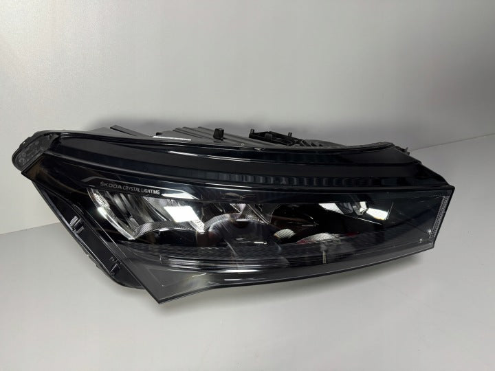Frontscheinwerfer Skoda Enyaq 5LB941016 LED Rechts Scheinwerfer Headlight SCH4173841671au