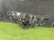 Laden Sie das Bild in den Galerie-Viewer, Frontscheinwerfer Renault Megane IV 260108478R Rechts Scheinwerfer Headlight SCH4179759692hz