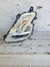 Laden Sie das Bild in den Galerie-Viewer, Frontscheinwerfer Volvo 23920858 Links Scheinwerfer Headlight SCH4181727220ff