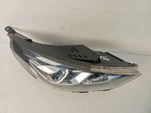 Laden Sie das Bild in den Galerie-Viewer, Frontscheinwerfer Hyundai I30 III 92102-G4510 Rechts Scheinwerfer Headlight SCH4185093518dm