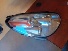 Laden Sie das Bild in den Galerie-Viewer, Frontscheinwerfer Subaru Tribeca B9 84001XA00A Rechts Scheinwerfer Headlight SCH4187540584wf