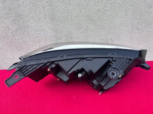 Load image into Gallery viewer, Frontscheinwerfer Dacia Sandero III 260601750R LED Links Scheinwerfer Headlight SCH4187754601zy