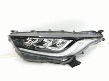 Laden Sie das Bild in den Galerie-Viewer, Frontscheinwerfer Toyota 4 Yaris EUK0-8 LED Links Scheinwerfer Headlight SCH4195602392zc