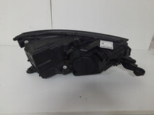Laden Sie das Bild in den Galerie-Viewer, Frontscheinwerfer Audi Fabia III 6V1941015F Links Scheinwerfer Headlight SCH4199920978bm