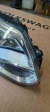 Load image into Gallery viewer, Frontscheinwerfer Ford Focus III 1481914820 Rechts Scheinwerfer Headlight SCH4201793917li