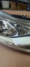 Load image into Gallery viewer, Frontscheinwerfer Ford Focus III 1481914820 Rechts Scheinwerfer Headlight SCH4201793917li