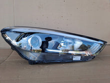 Laden Sie das Bild in den Galerie-Viewer, Frontscheinwerfer Hyundai Tucson D7921110B0 Rechts Scheinwerfer Headlight SCH4202698555fw