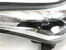 Laden Sie das Bild in den Galerie-Viewer, Frontscheinwerfer Toyota Chr C-Hr 81110F4180 Rechts Scheinwerfer Headlight SCH4206623035ym