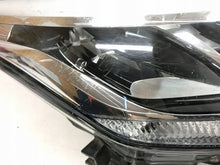 Laden Sie das Bild in den Galerie-Viewer, Frontscheinwerfer Toyota Chr C-Hr 81110F4180 Rechts Scheinwerfer Headlight SCH4206623035ym
