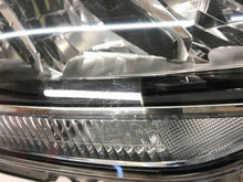 Laden Sie das Bild in den Galerie-Viewer, Frontscheinwerfer Toyota Chr C-Hr 81110F4180 Rechts Scheinwerfer Headlight SCH4206623035ym